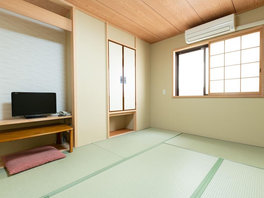 Sakura Ryokan Asakusa Iriya Токио Экстерьер фото